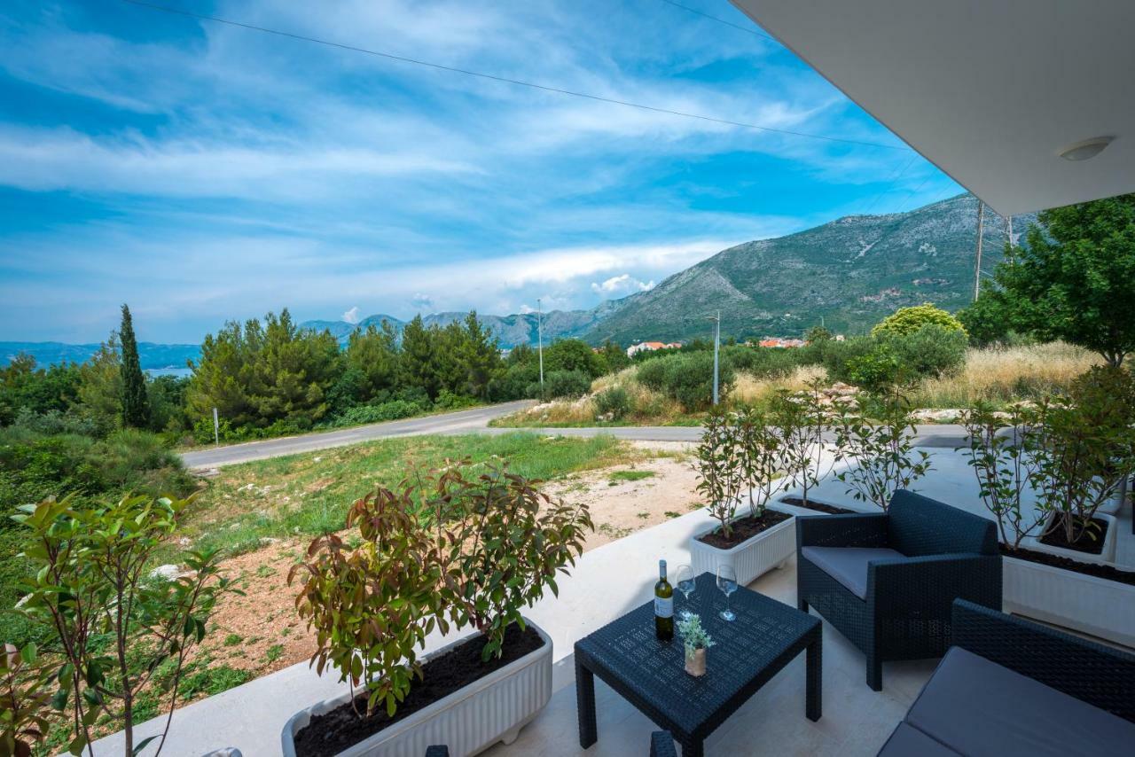 Villa Niki 2 챠브타트 외부 사진